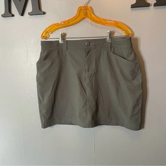 Edie Bauer gray midi Skort women’s size 12 - Picture 2 of 10